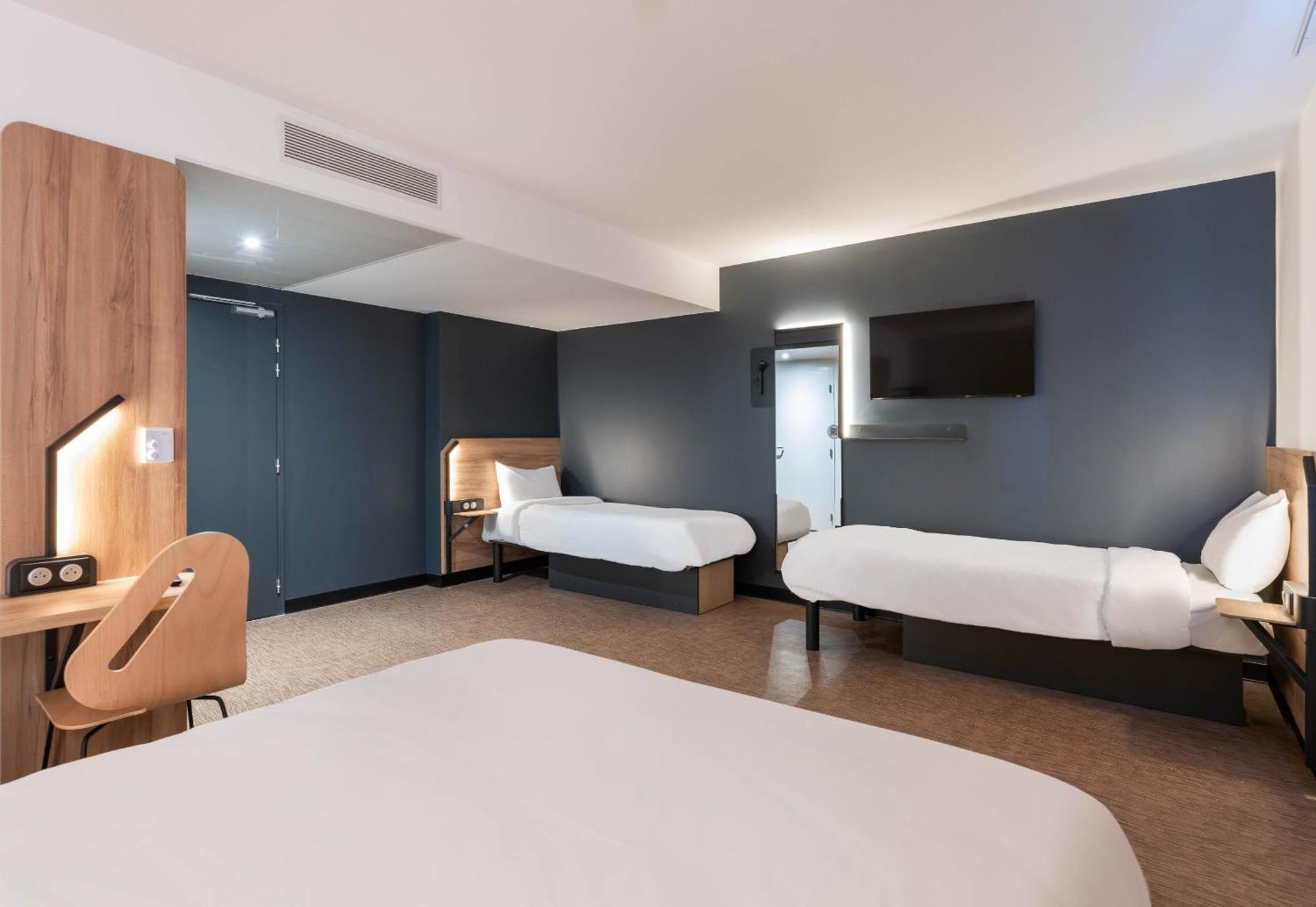 B&B Hotel Massieux Genay Экстерьер фото